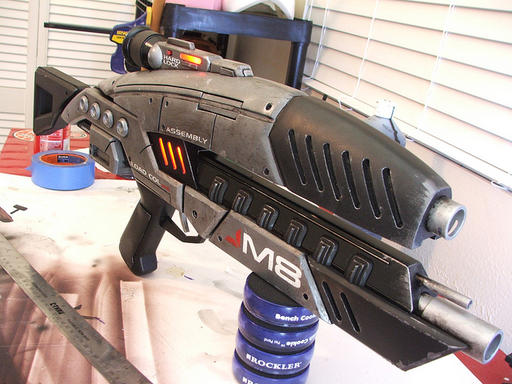 Mass Effect 2 - Точная копия оружия M8 Avenger Assault Rifle