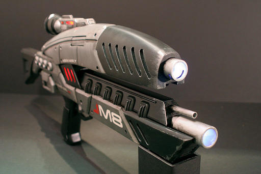 Mass Effect 2 - Точная копия оружия M8 Avenger Assault Rifle